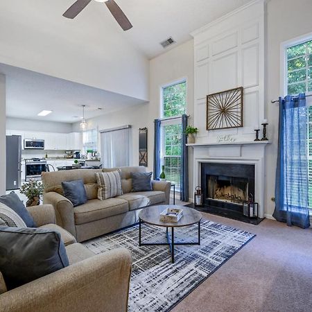 Enjoy This Amazing Home With Porch & Grill Near Dt Woodstock Extérieur photo