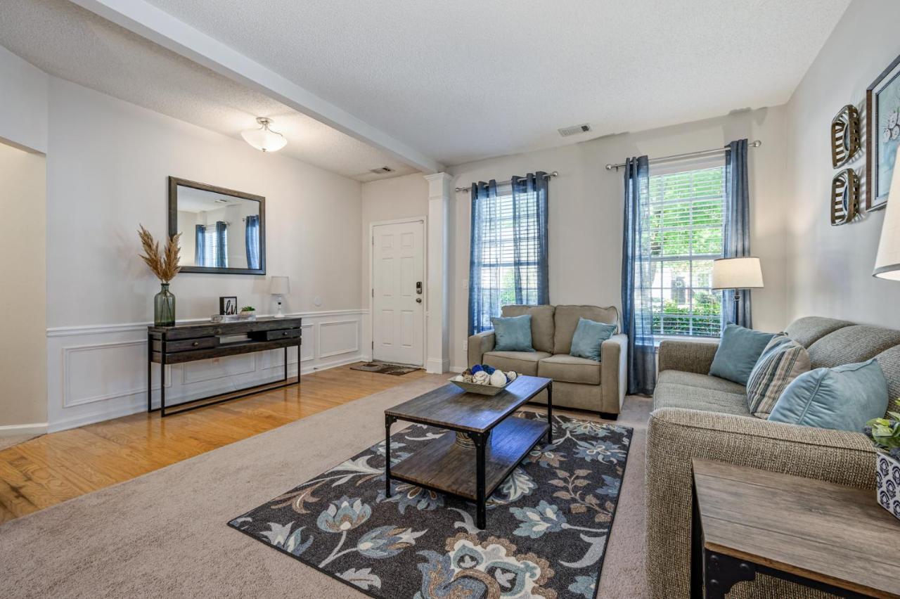 Enjoy This Amazing Home With Porch & Grill Near Dt Woodstock Extérieur photo