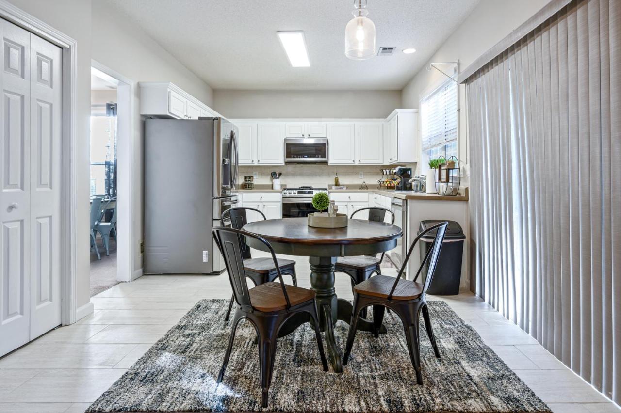 Enjoy This Amazing Home With Porch & Grill Near Dt Woodstock Extérieur photo