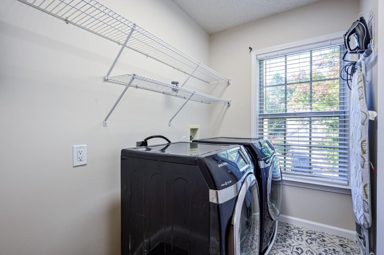 Enjoy This Amazing Home With Porch & Grill Near Dt Woodstock Extérieur photo